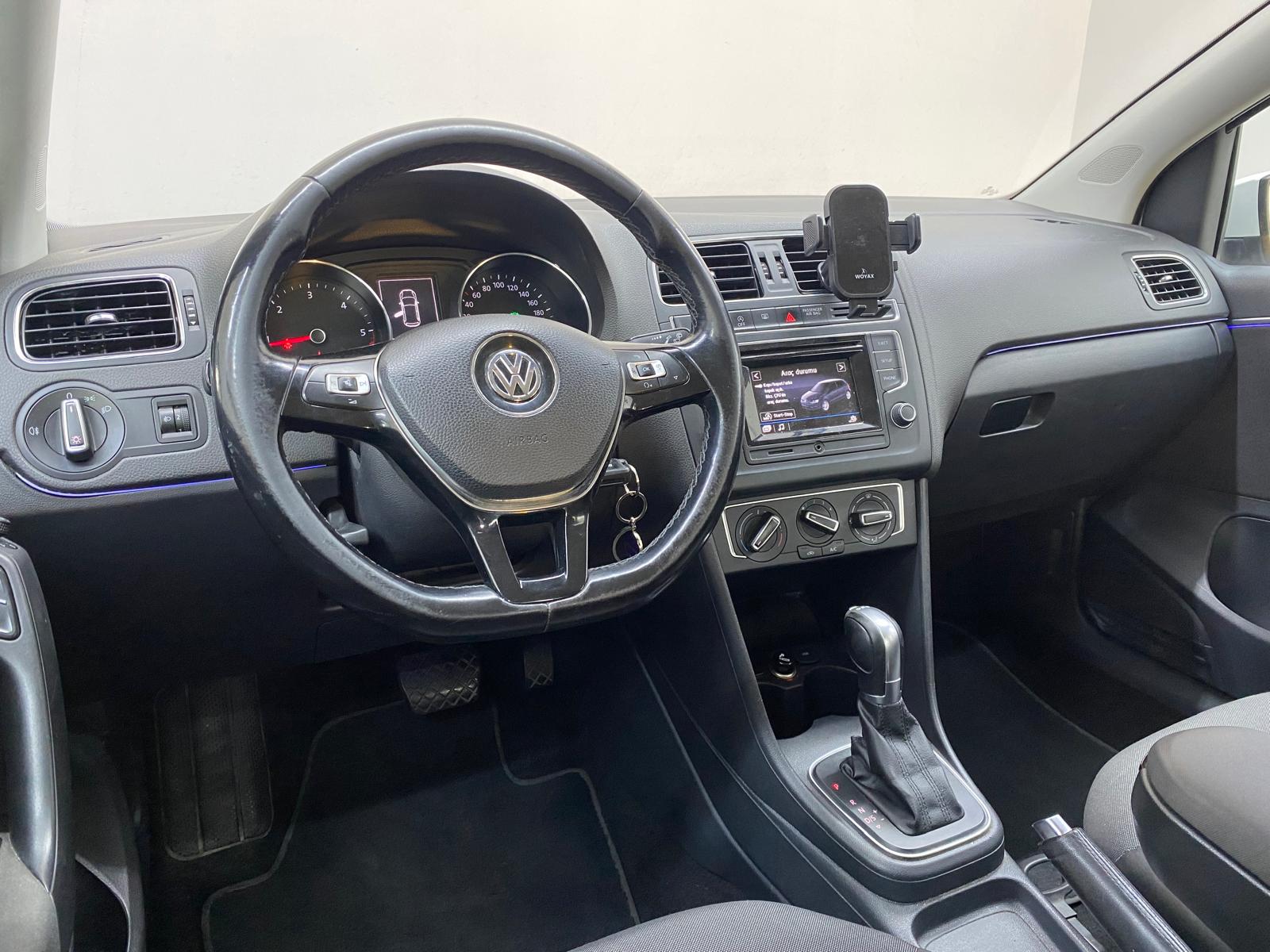 VOLKSWAGEN POLO 15